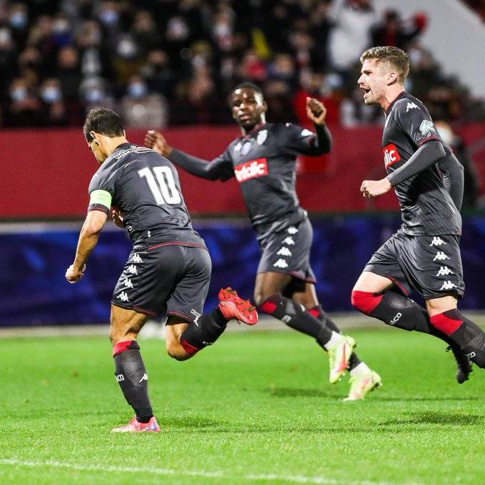 底特律活塞集结日更衣室发声;志在法甲名次提升;引发热议;年轻球员得到机会的简单介绍 底特律活塞集结日更衣室发声;志在法甲名次提升;引发热议;年轻球员得到机会的简单介绍