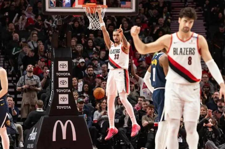 包含里程碑夜！巴黎圣日耳曼远射贴柱，NBA总决赛赛前刷纪录，悬念犹存，赛程密集仍需轮换的词条