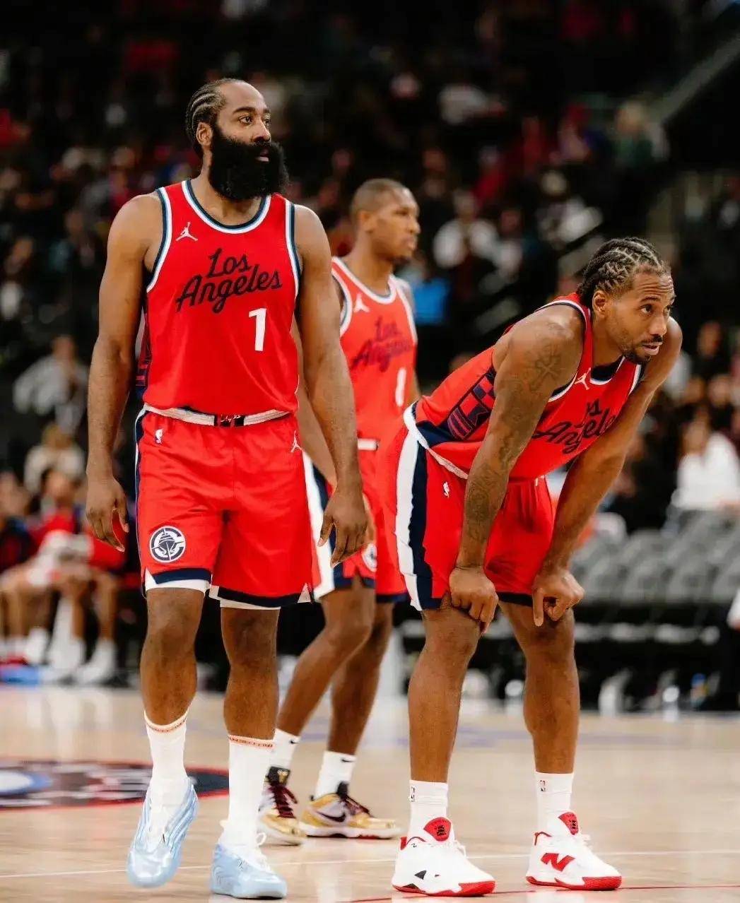 关于清晨突围战来临，休斯敦火箭围绕NBA总决赛内部沟通，信心回归，球探报告显示潜力的信息