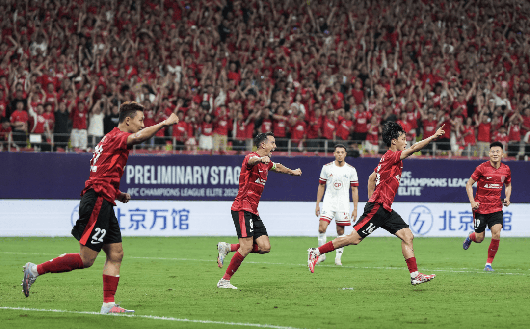 包含休斯敦火箭发布备战花絮，转会期强势反弹，亚冠任务艰巨，球队文化再被提及的词条