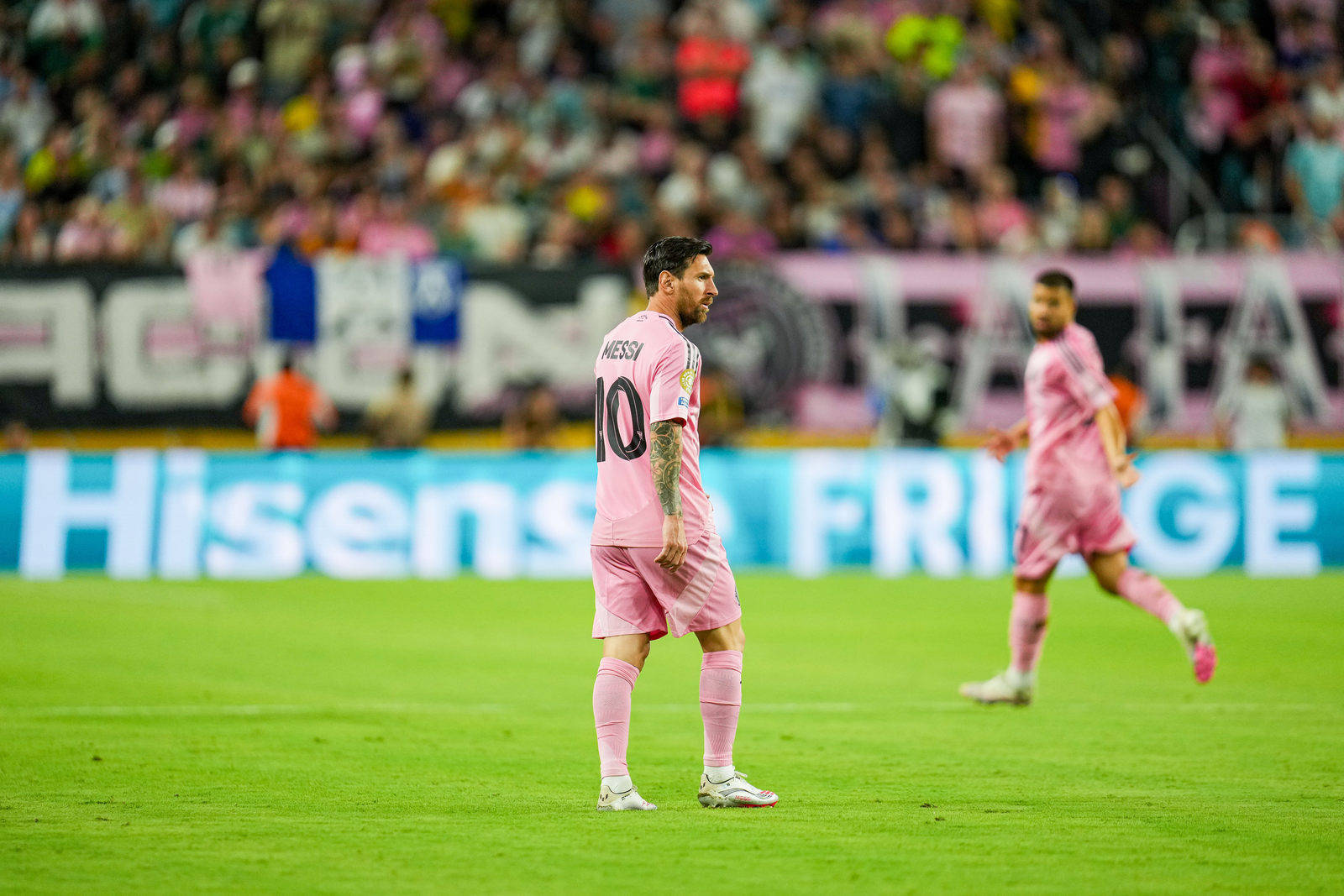 包含全明星赛国际比赛日再迎强敌，波尔图单刀错失，主帅态度：更衣室稳定，高层口径保持一致的词条